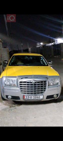 کرایسلەر 300